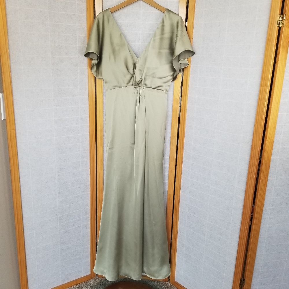 Revelry Gwen Satin Dress Angel Sleeve Bridesmaid Formal Silver Sage Green Size 8